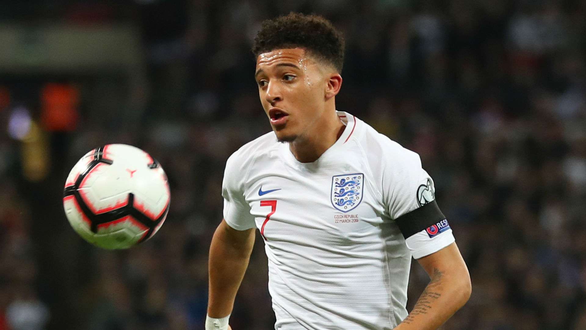 jadon-sancho-england-2019_n4fzfzw2tjjq193jscouintbc